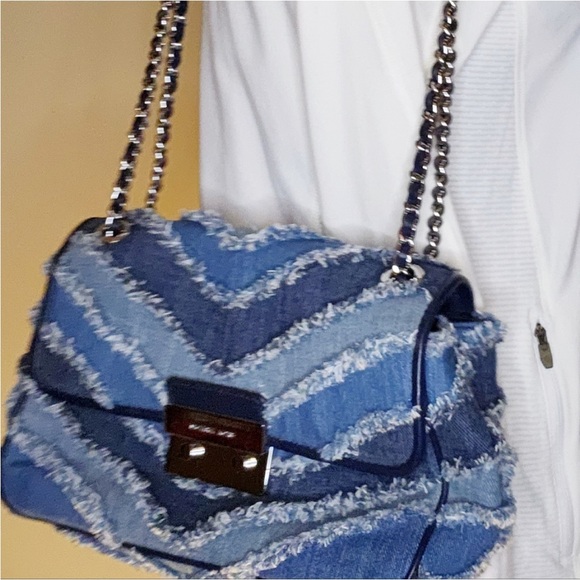 MICHAEL Michael Kors **EUC** Sloan Denim Large Chain Shoulder Bag, Multi Blue - Picture 6 of 10